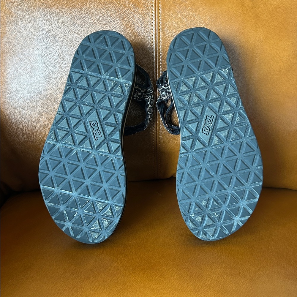 Teva Platform Sandals Size 8 | Cheetah | Chunky C… - image 4